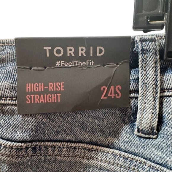 Torrid Womans Medium Wash Denim Button-Fly Jeans With High Rise Straight Legs - Picture 9 of 15
